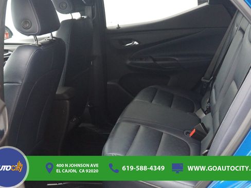 Used 2022 Chevrolet Bolt EUV Premier w/ Sun & Sound Package FWD image 14