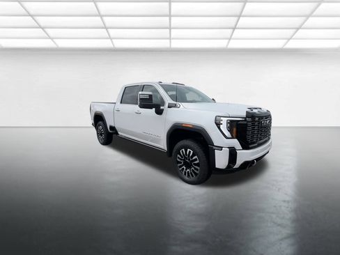 Used 2025 GMC Sierra 2500 Denali Ultimate image 11
