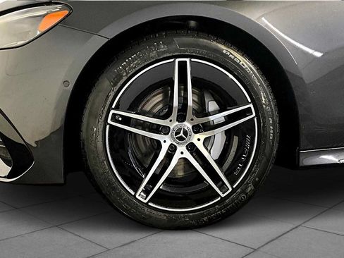 New 2026 Mercedes-Benz E 350 4MATIC Sedan image 17