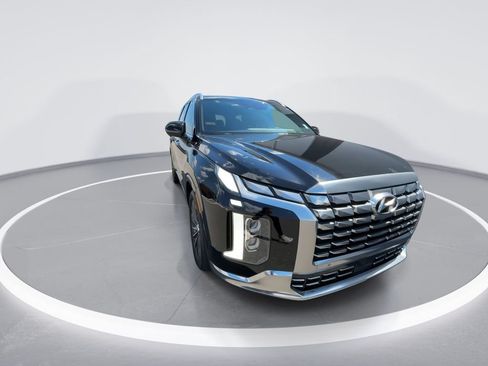 Used 2024 Hyundai Palisade Calligraphy AWD/4WD image 3
