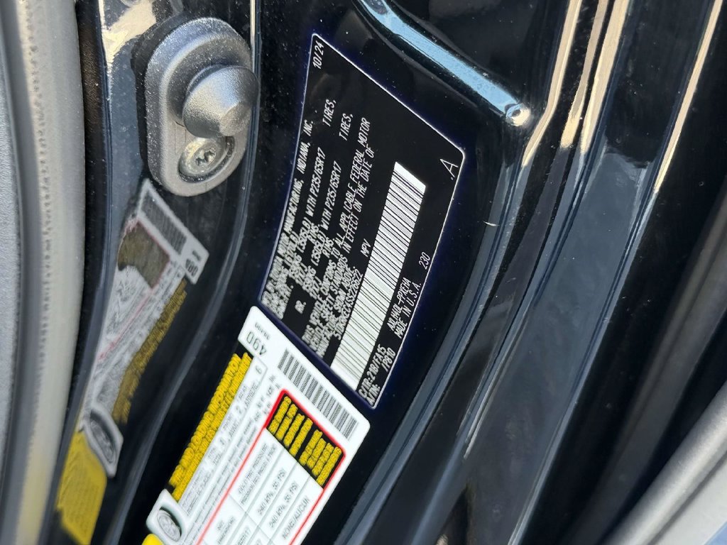 Used 2025 Toyota Sienna LE FWD image 26