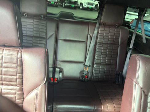 Used 2023 Cadillac Escalade ESV Sport Platinum w/ LPO, ONYX Package image 13