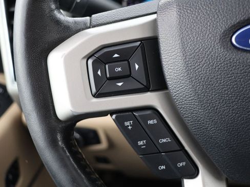 Used 2019 Ford F250 Lariat w/ Lariat Ultimate Package image 17