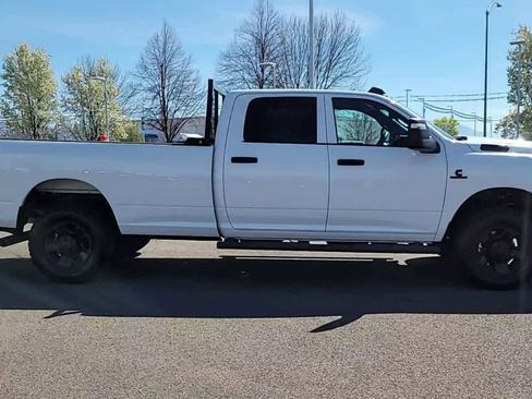Used 2025 RAM 3500 Tradesman image 9