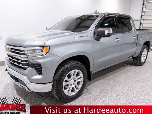 Used 2023 Chevrolet Silverado 1500 LTZ AWD/4WD image 2