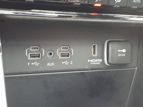 Used 2023 Jeep Grand Cherokee Summit AWD/4WD image 18