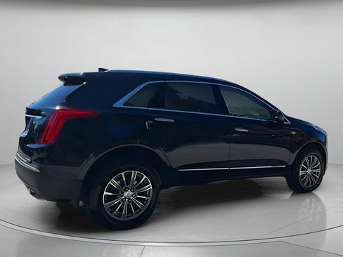 Used 2017 Cadillac XT5 Luxury w/ Driver Awareness Package image 29