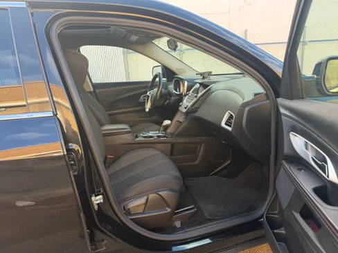 Used 2015 Chevrolet Equinox LT image 24