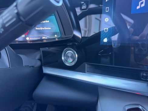 Used 2024 Chevrolet Corvette Z06 image 30