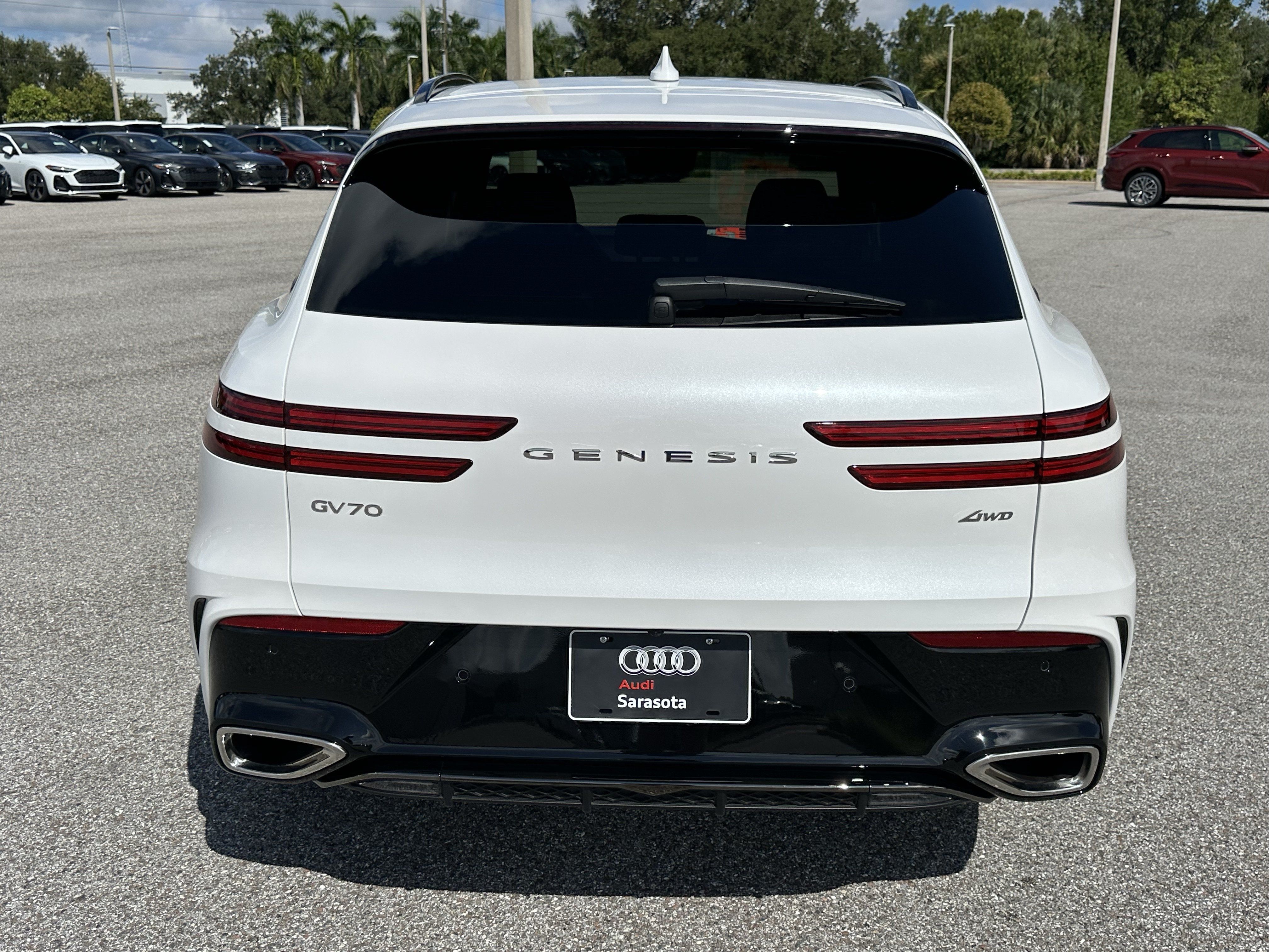 Used 2026 Genesis GV70 2.5T Sport Prestige AWD/4WD image 5