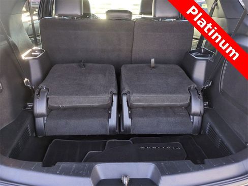 Used 2017 Ford Explorer Platinum image 29