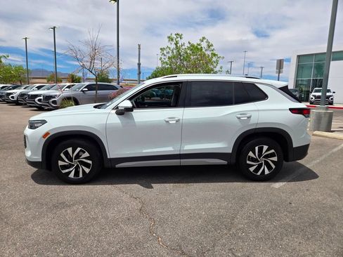 Certified 2025 Volkswagen Tiguan S FWD image 4