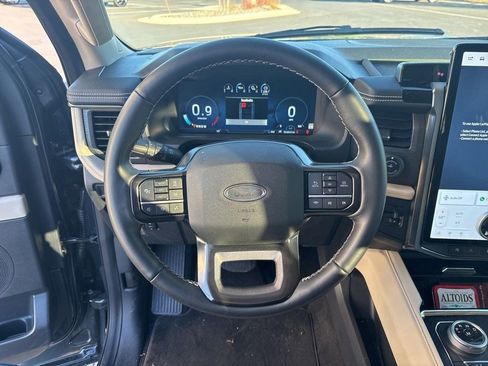 Used 2024 Ford Expedition Max Platinum image 13