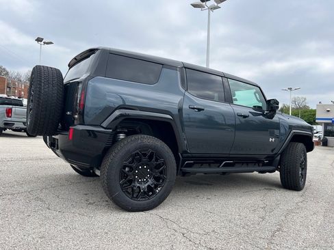 New 2025 GMC Hummer EV 2X image 36