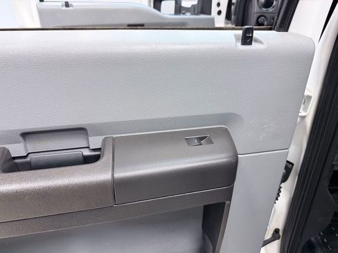 Used 2016 Ford F350 XL w/ Power Equipment Group image 33