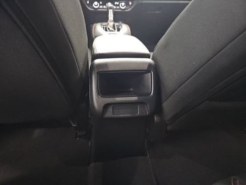 Used 2024 Honda HR-V Sport image 32