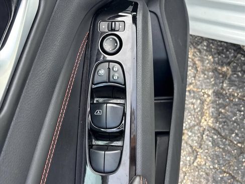 Used 2023 Nissan Altima 2.5 SR AWD/4WD image 24