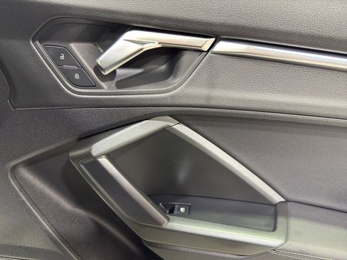 Used 2022 Audi Q3 2.0T Premium Plus w/ Premium Plus Package image 17