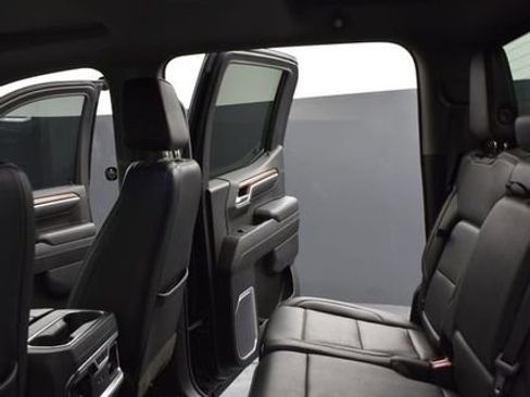 Used 2023 GMC Sierra 1500 Denali AWD/4WD image 8