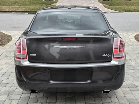 Used 2014 Chrysler 300 C image 36