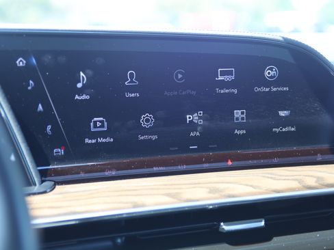Used 2024 Cadillac Escalade Sport Platinum w/ LPO, ONYX Package AWD/4WD image 28