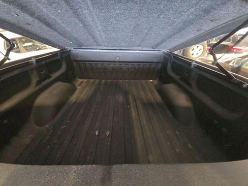 Used 2017 GMC Sierra 1500 Denali w/ Denali Ultimate Package image 10