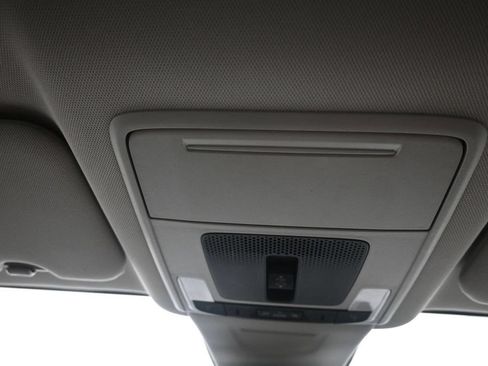 Certified 2025 Honda CR-V EX image 17
