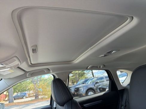 New 2025 MAZDA CX-5 AWD 2.5 S w/ Premium Plus Pkg image 11