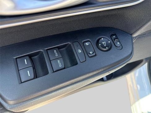 Used 2019 Honda CR-V EX-L image 17