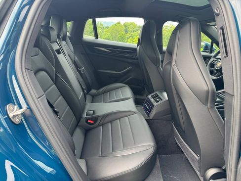 New 2025 Porsche Panamera image 20