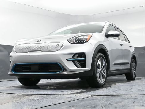 Used 2020 Kia Niro EX w/ Cold Weather Package image 44