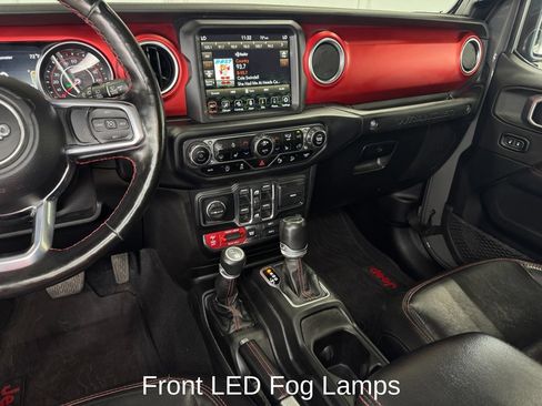 Used 2020 Jeep Wrangler Unlimited Rubicon w/ Dual Top Group AWD/4WD image 17
