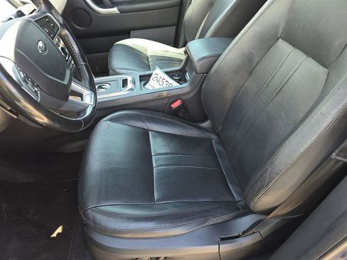 Used 2018 Land Rover Discovery Sport HSE AWD/4WD image 13