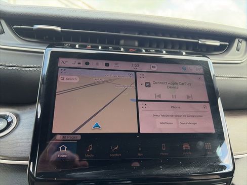 Used 2023 Jeep Grand Cherokee Limited image 30