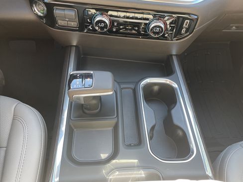 New 2026 GMC Sierra 1500 SLT w/ SLT Premium Plus Package image 28