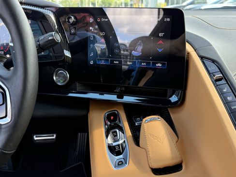 Used 2025 Chevrolet Corvette Z06 RWD image 27