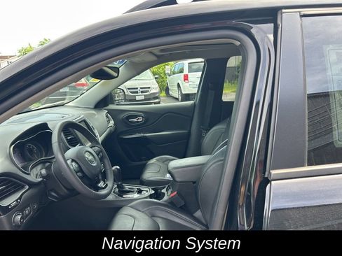 Certified 2023 Jeep Cherokee Altitude Lux w/ Lux Elite Package AWD/4WD image 17