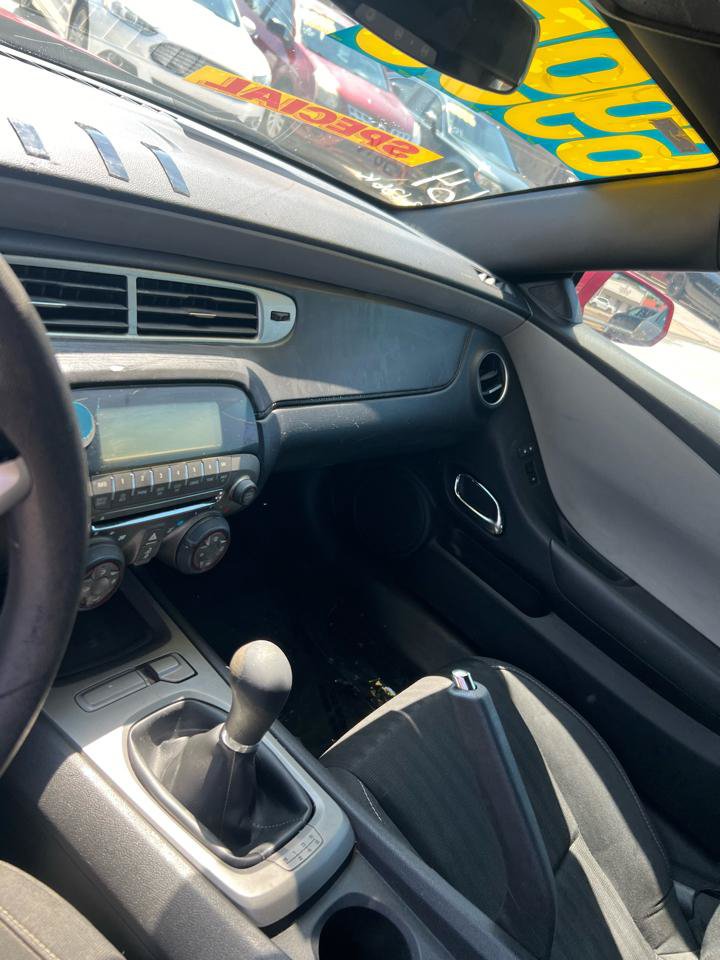 Used 2013 Chevrolet Camaro LS RWD image 8
