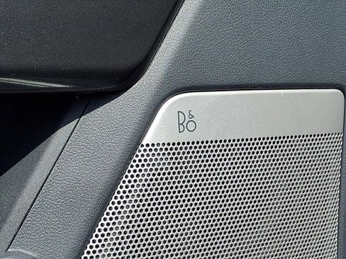 Used 2022 Ford F150 Lariat w/ Equipment Group 502A High image 29