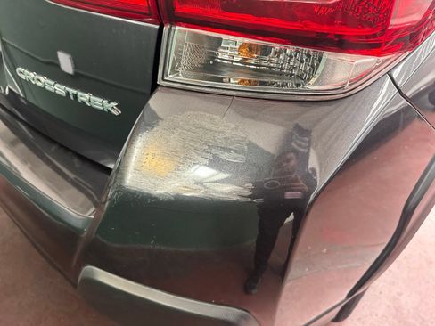 Used 2019 Subaru Crosstrek 2.0i AWD/4WD image 10