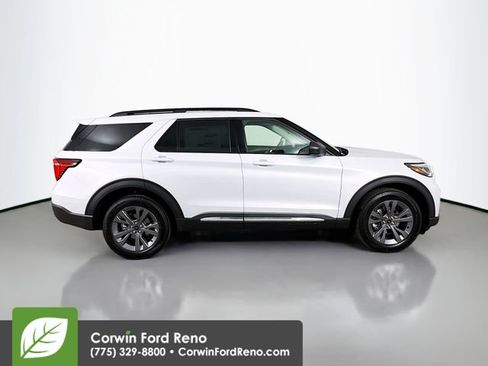 New 2025 Ford Explorer Active w/ Active Comfort Package image 8