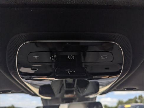 Used 2023 Mercedes-Benz C 300 4MATIC Sedan image 35