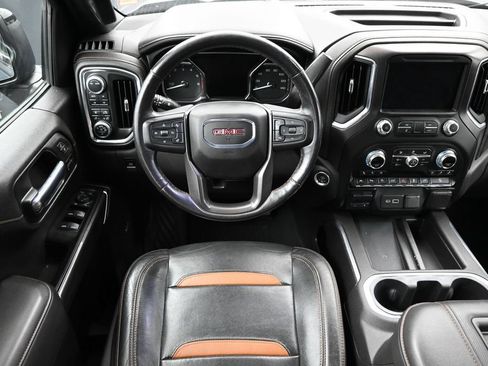Used 2020 GMC Sierra 1500 AT4 w/ Off-Road Performance Package AWD/4WD image 3