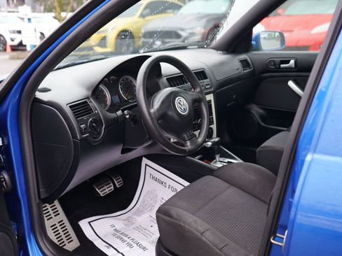 Used 2005 Volkswagen Jetta GLI image 10