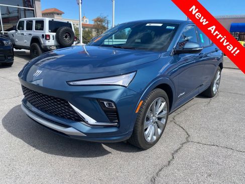 Used 2024 Buick Envista Avenir image 1