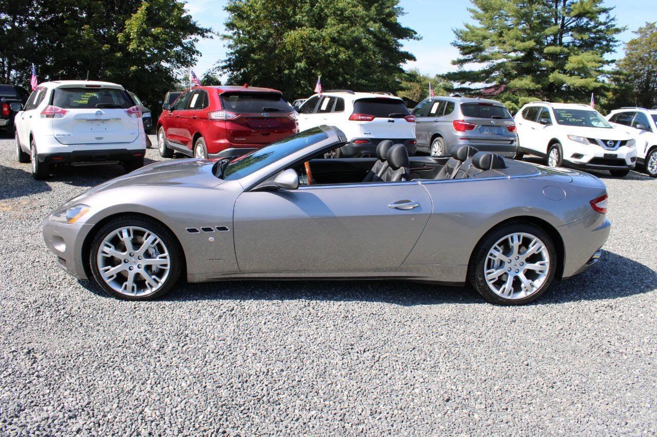 Used 2010 Maserati GranTurismo Convertible RWD image 10