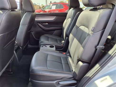 Used 2024 MAZDA CX-90 Plug-In Hybrid w/ Premium Pkg image 8