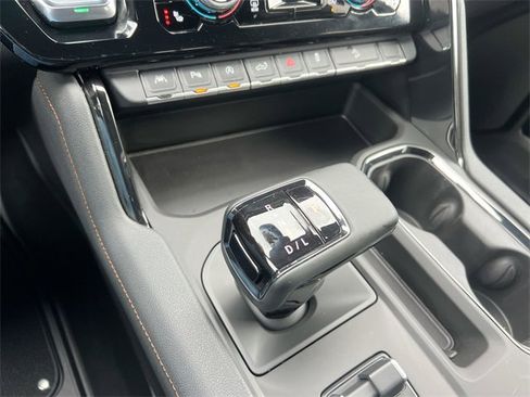 Used 2025 GMC Sierra 1500 AT4 w/ AT4 Premium Package image 16