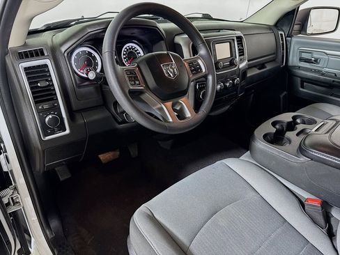 Used 2024 RAM 1500 Classic SLT image 7