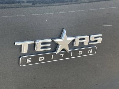 Used 2020 Chevrolet Silverado 1500 LT w/ Texas Edition image 28